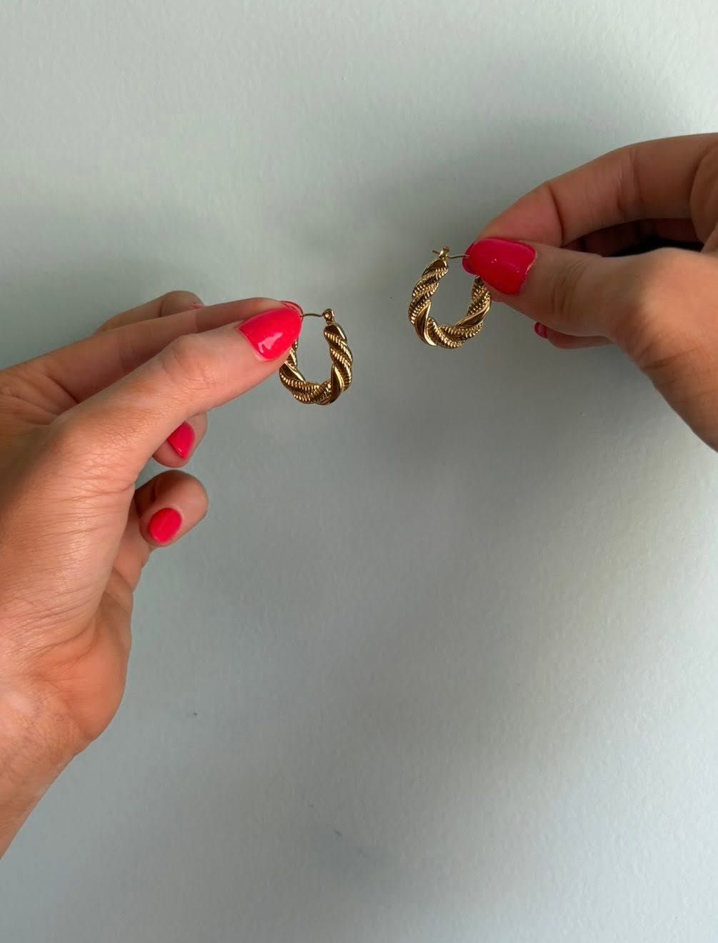 The Caroline Hoops